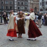 Dansende dames waarmee je op de foto kunt